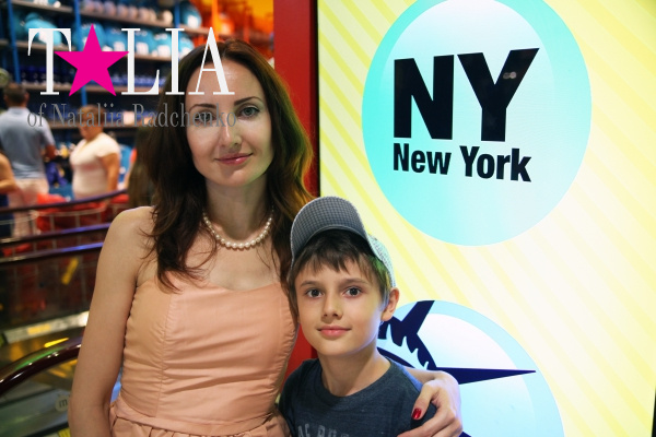 Магазин M&M's на Таймс Сквер в Нью-Йорке